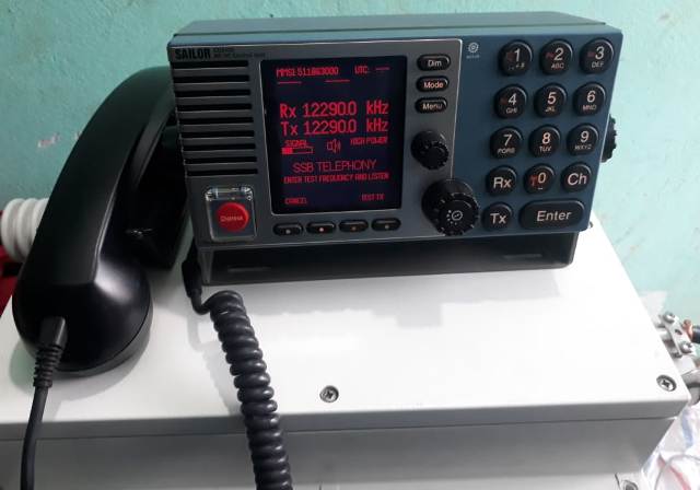 MF/HF Sailor 5000(150W)